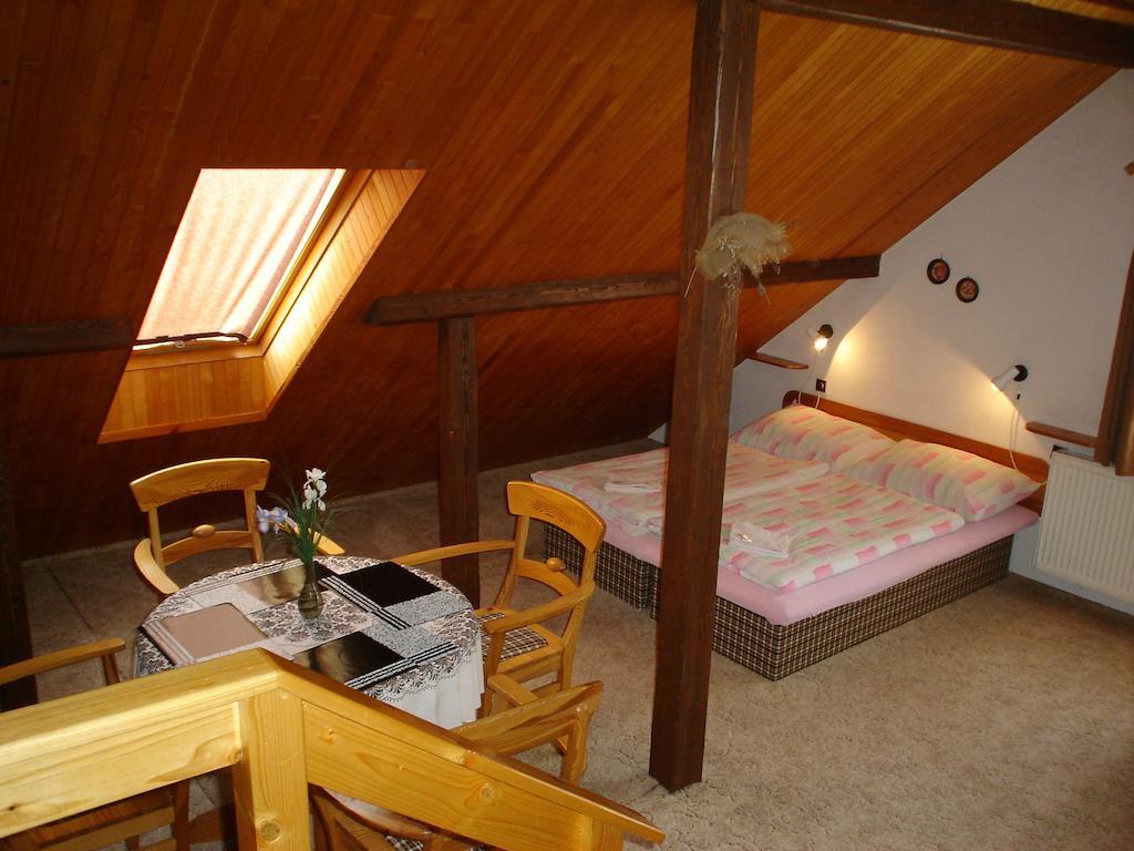 Ubytování v Českém ráji Holín Quarto foto